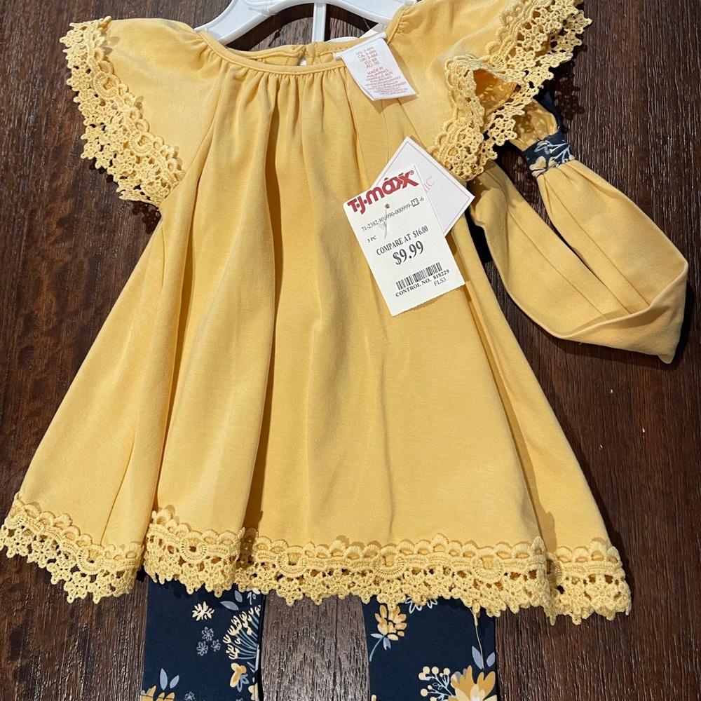 Infant outfit